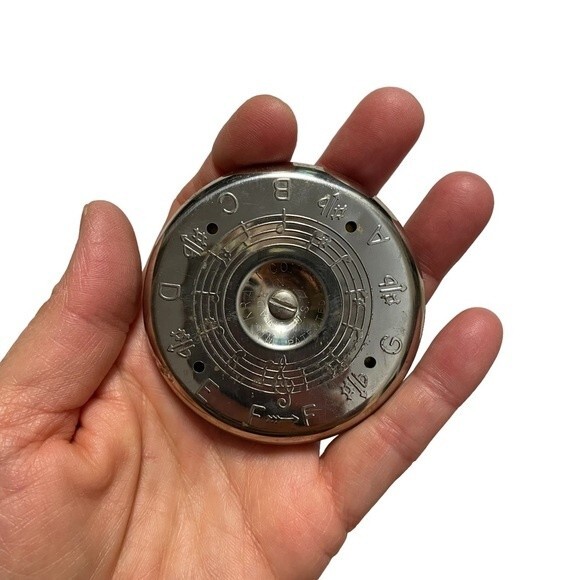 Vintage Music Wm. Kratt Co The Master Key Chromatic Pitch Instrument - Picture 5 of 8